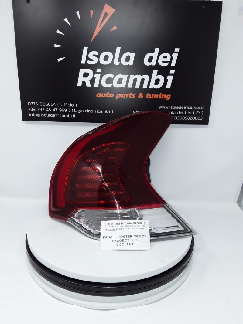 Faro Usato -  Posteriore Destro Peugeot 3008