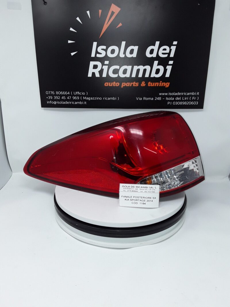Faro Usato - Posteriore Sinistro Kia Sportage Anno 2014