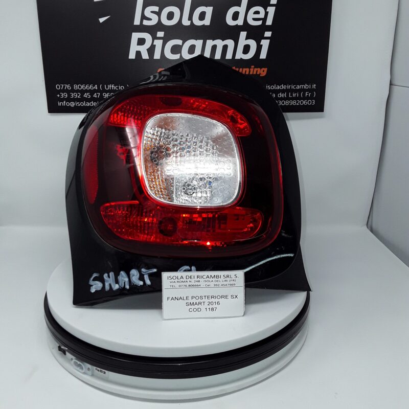 Faro Usato - Posteriore Sinistro Smart Anno 2016