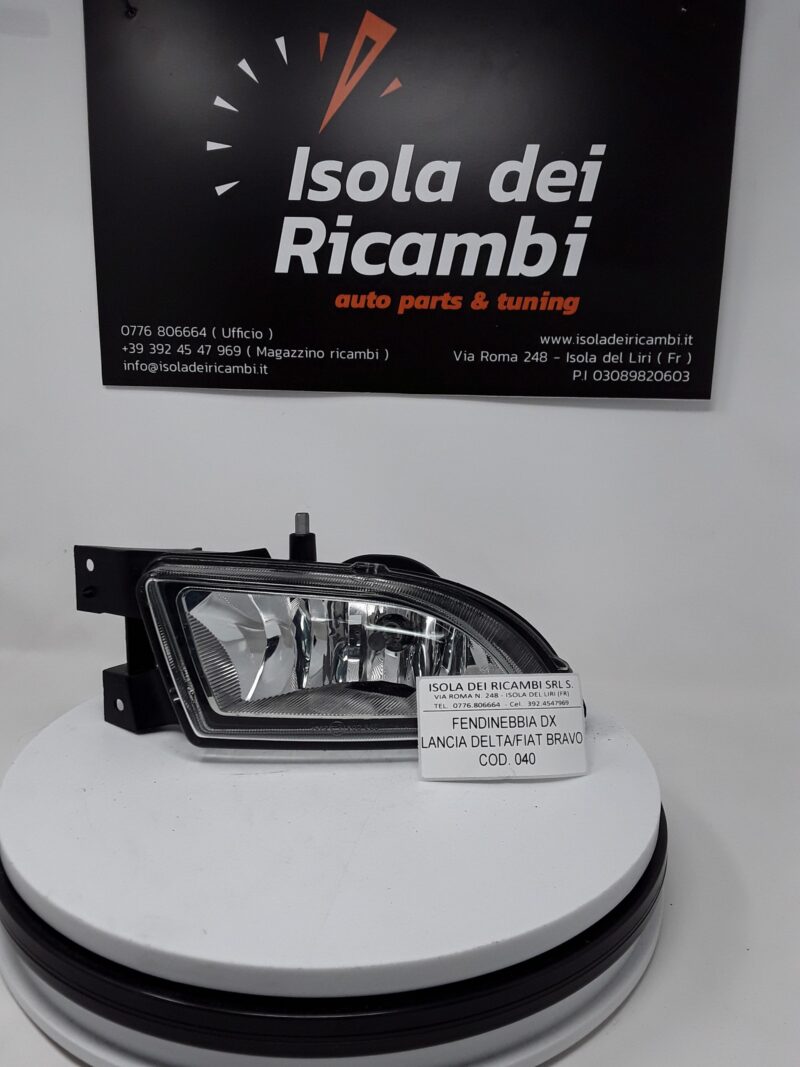 Fendinebbia Usato - Destro Lancia Delta / Fiat Bravo