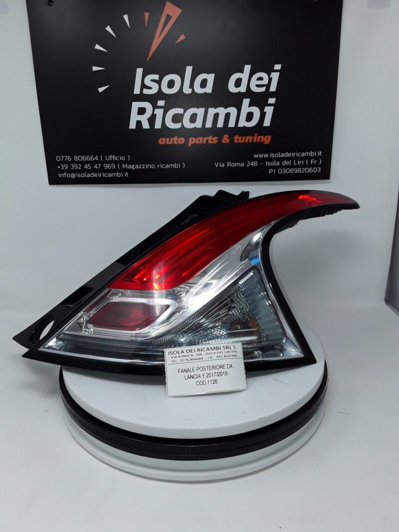 Fanale Usato -  Posteriore Sinistro Lancia Ypsilon Anno 2012
