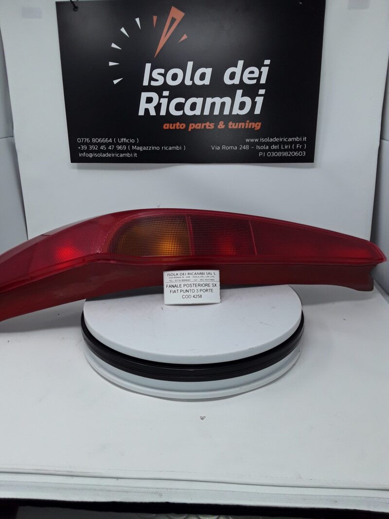 Fanale Usato - Posteriore Sinistro Fiat Punto 3 Porte