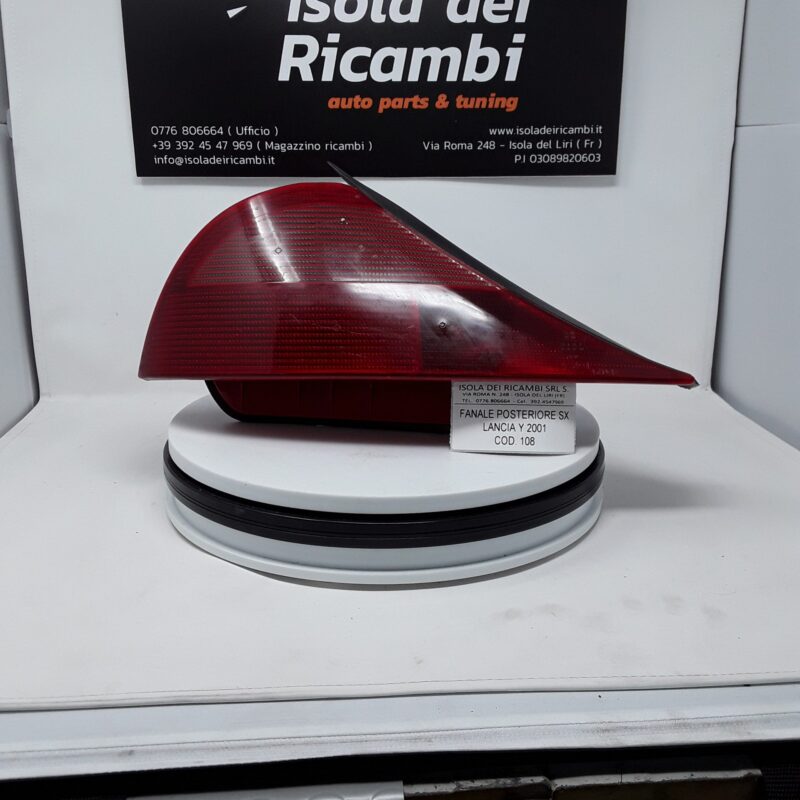 Fanale Usato  -  Posteriore Sinistro Lancia Y Anno 2001