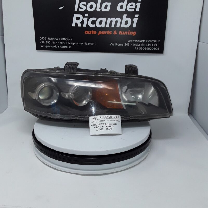 Fanale Usato - Anteriore Destro  Fiat Punto Anno 1999 / 2003