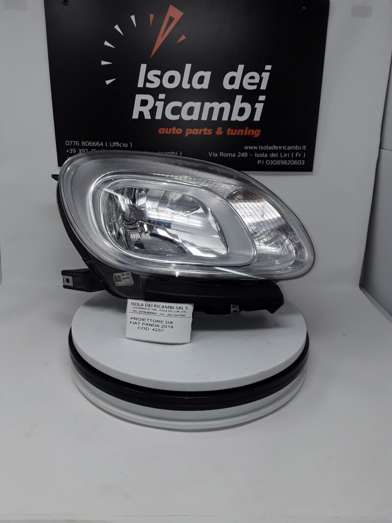 Fanale Usato - Anteriore Destro Fiat Panda Anno 2018