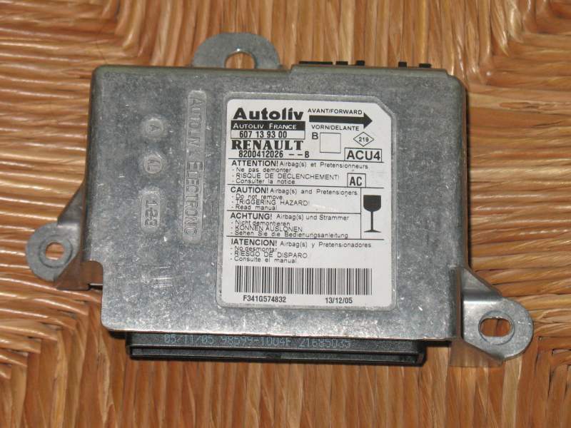 Centralina Airbag Usata -  Renault Megane 2 Serie Anno 2006