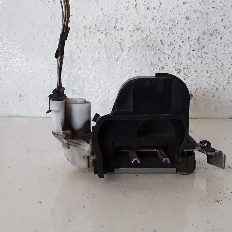 Serratura Usata –  Anteriore Sinistra Fiat Multipla Bi Power 1.6 Benzina Anno 2007