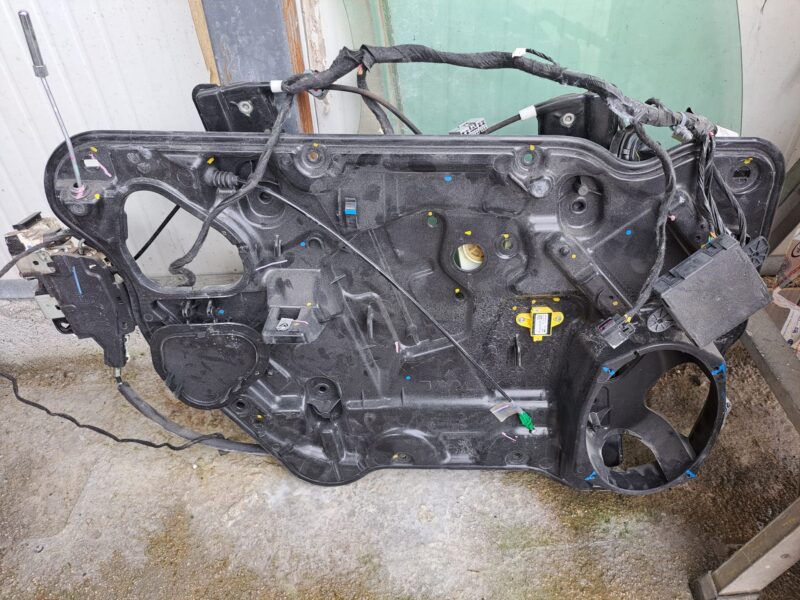 Pannello Usato -  Interno Sinistro Fiat Freemont con Alzavetro - Serratura - Sensore