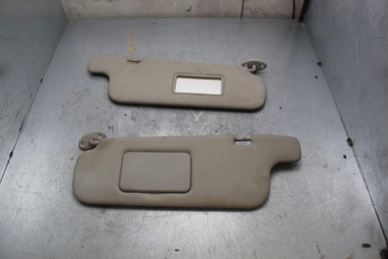 Parasole Usati - Destra Sinistro Toyota Yaris Anno 2007